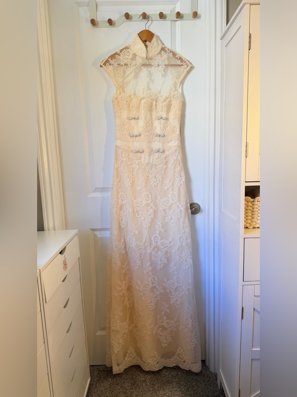 SAU LEE Lace Wedding Gown in Cashew Beige, NEW WITHOUT TAGS, NEVER WORN.